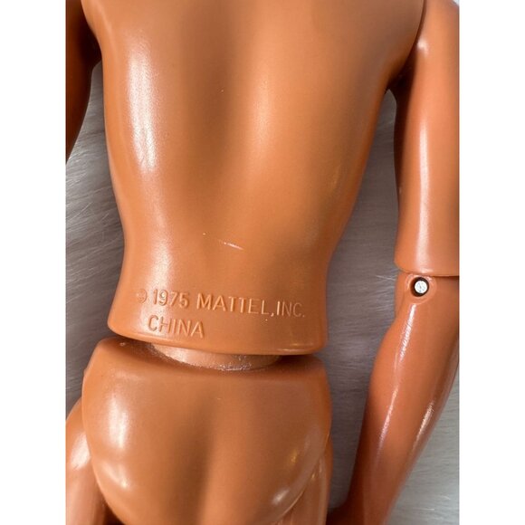VTG Hot Skatin Ken Doll w Jointed Elbows +Knees for Movement In Original Outfit - Picture 9 of 10